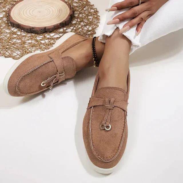 Auriane - Stylish Slip-On Moccasins with Pom Pom