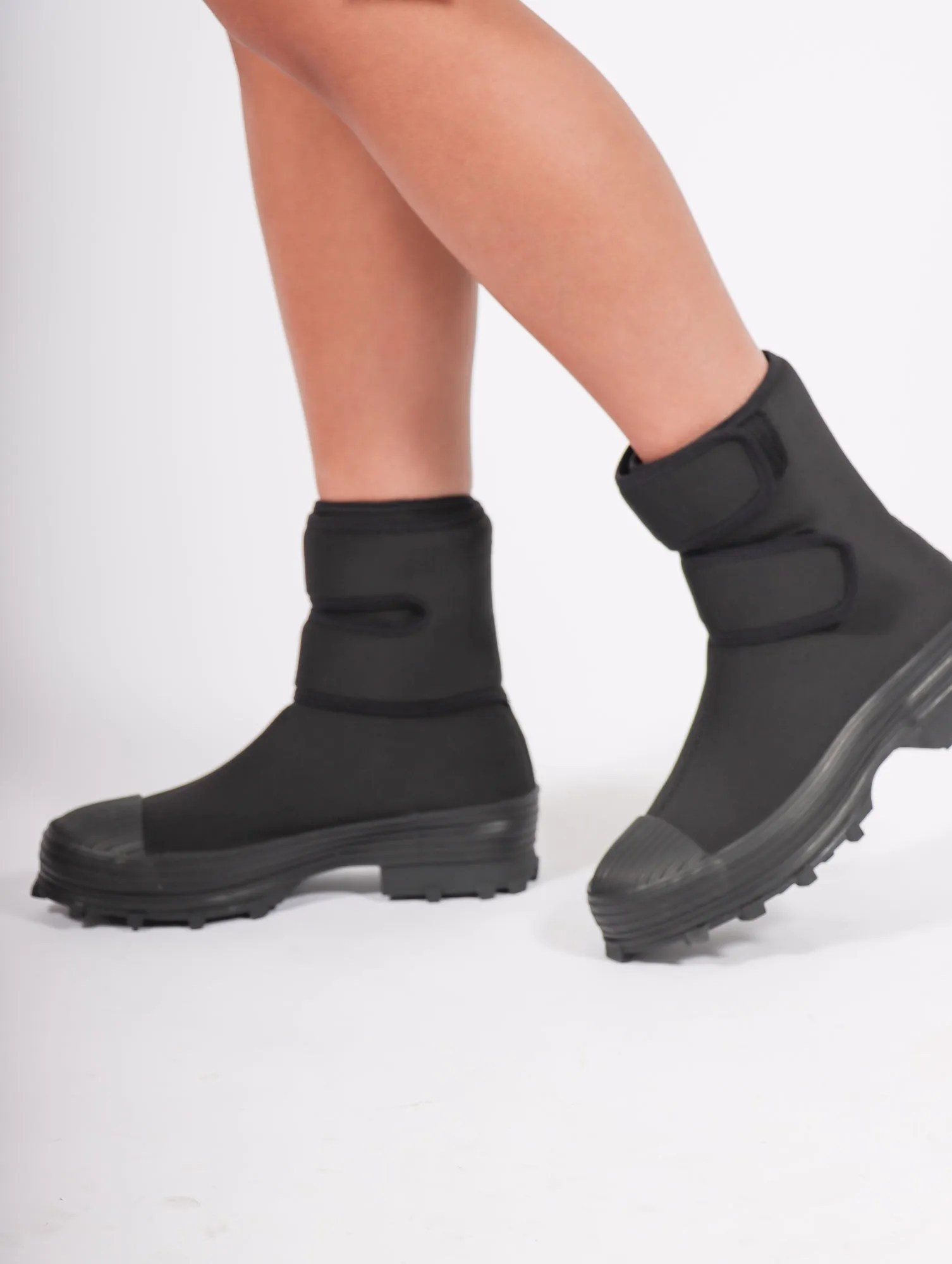 Traktori Boots in Black by Camper Lab