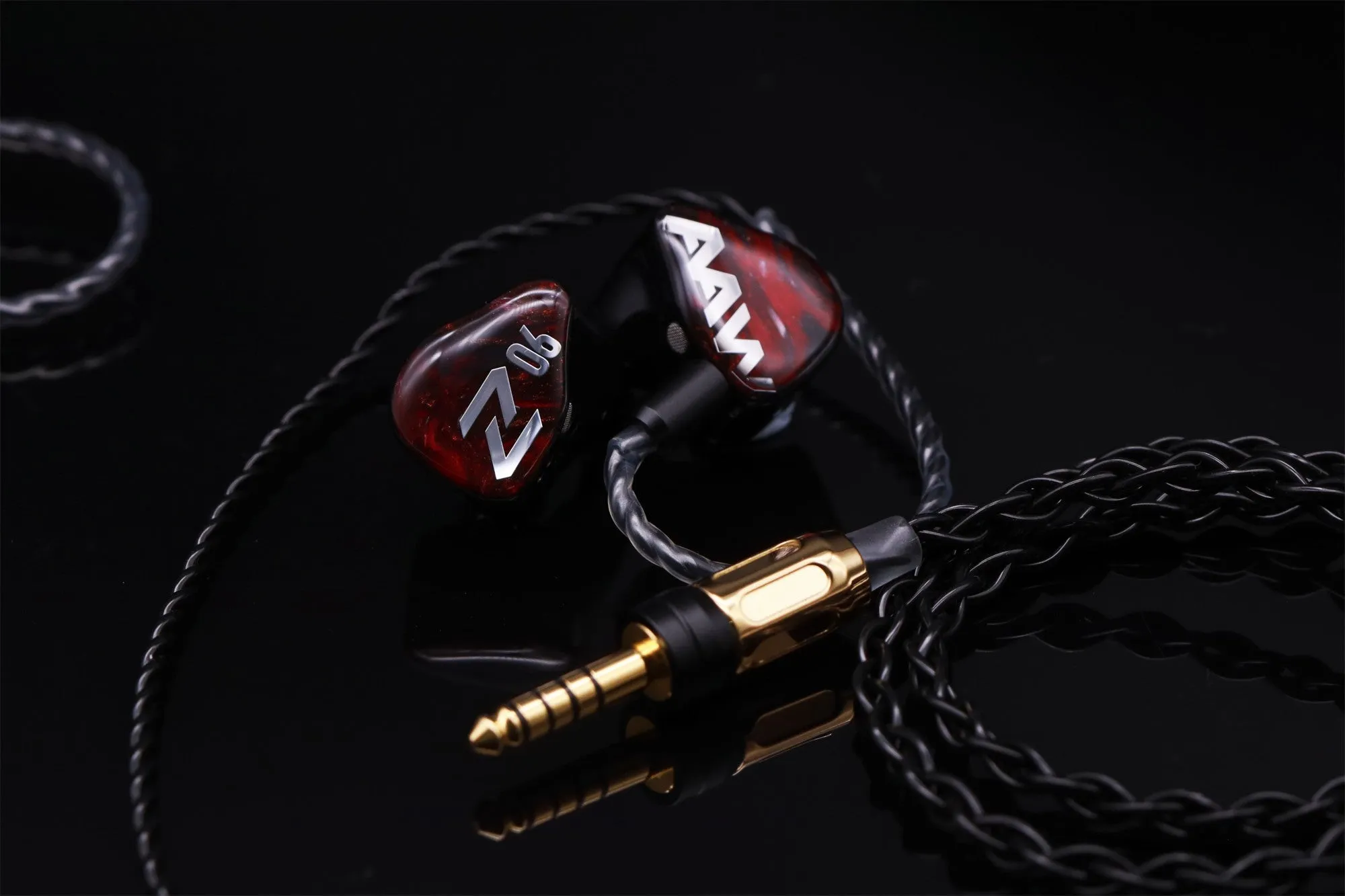 Z06 Universal In-Ear Monitor