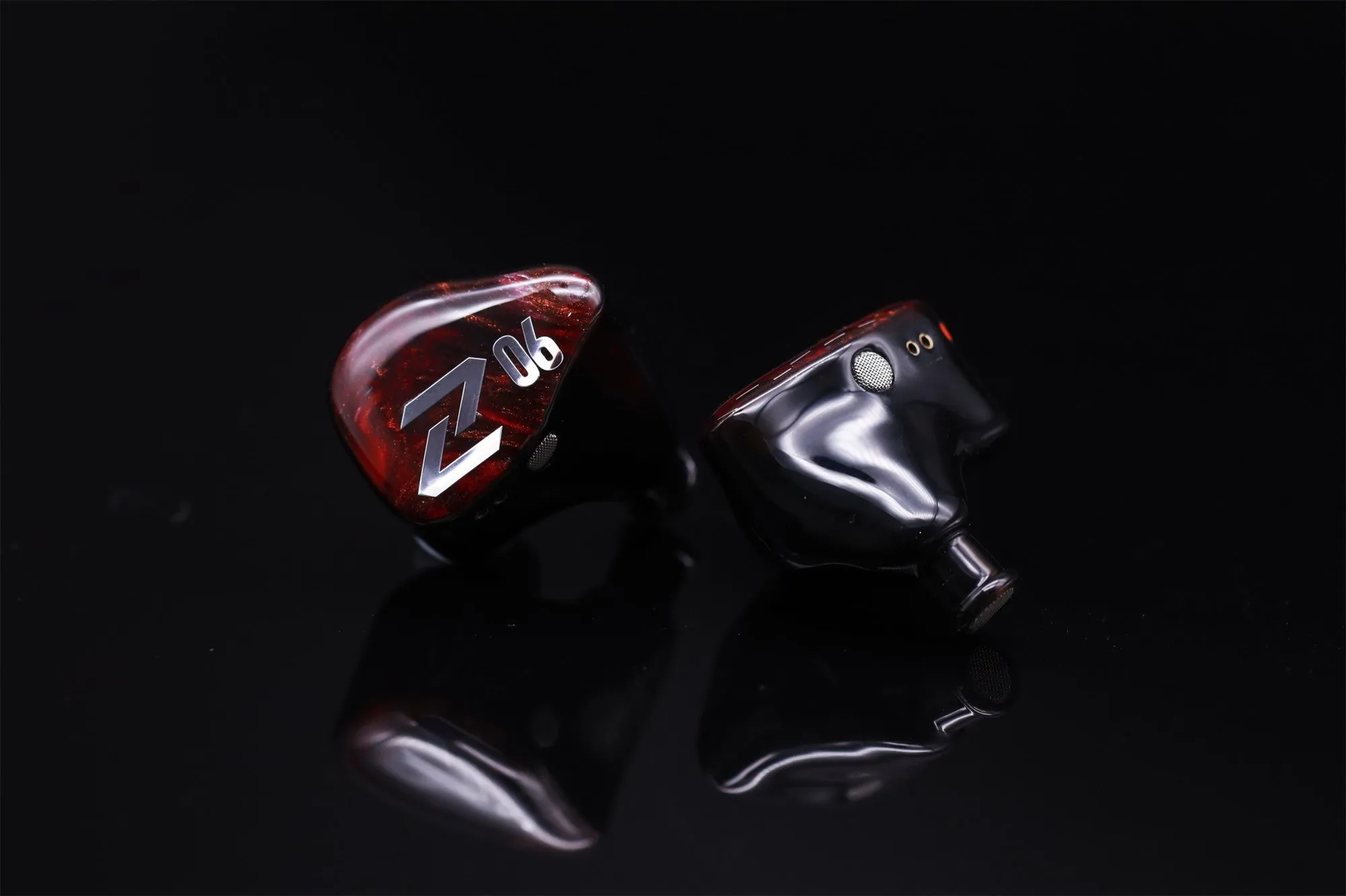 Z06 Universal In-Ear Monitor